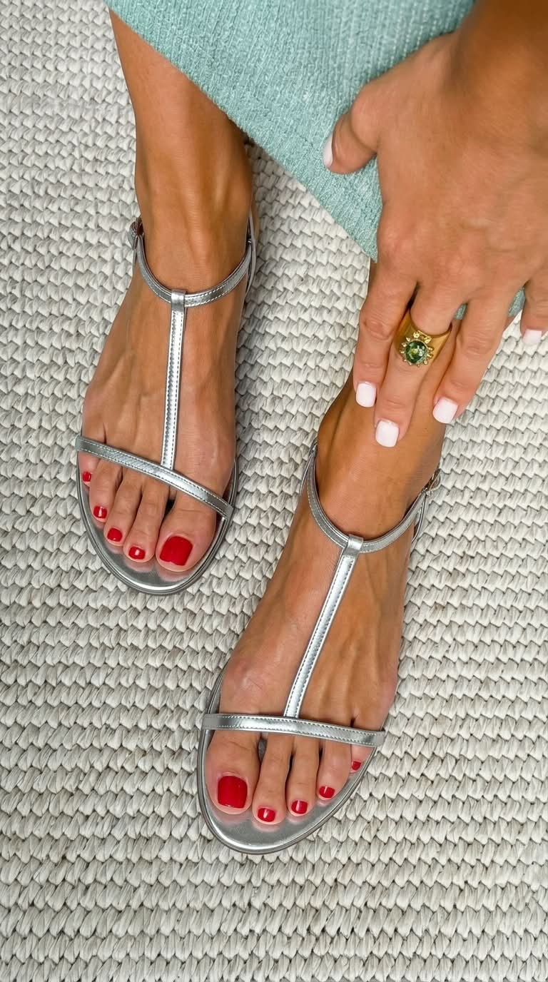 Rosalba | Delicate Golden Sandals